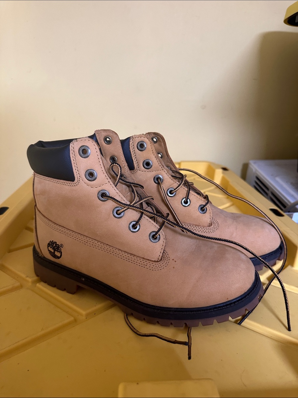 Timberland Wheat/Tan Nubuck Men’s Lace-Up Work Boots
